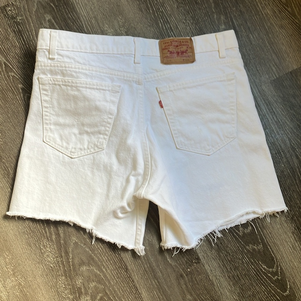 Levi’s - Picture 6 of 15
